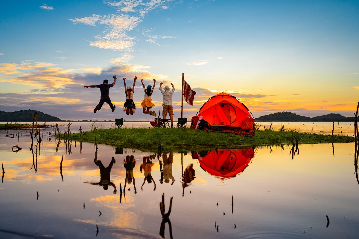 51 Awesomely Fun Things To Do While Camping