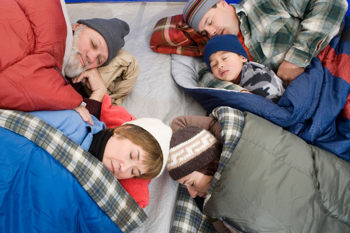 how to stay warm in a sleeping bag